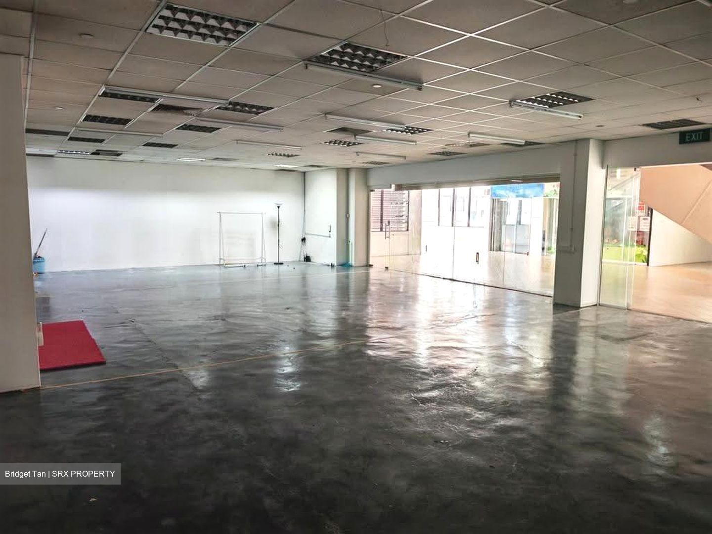 Upper Serangoon Shopping Centre (D19), Shop House #624913941